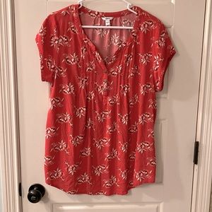 Sonoma coral henley floral short sleeved blouse